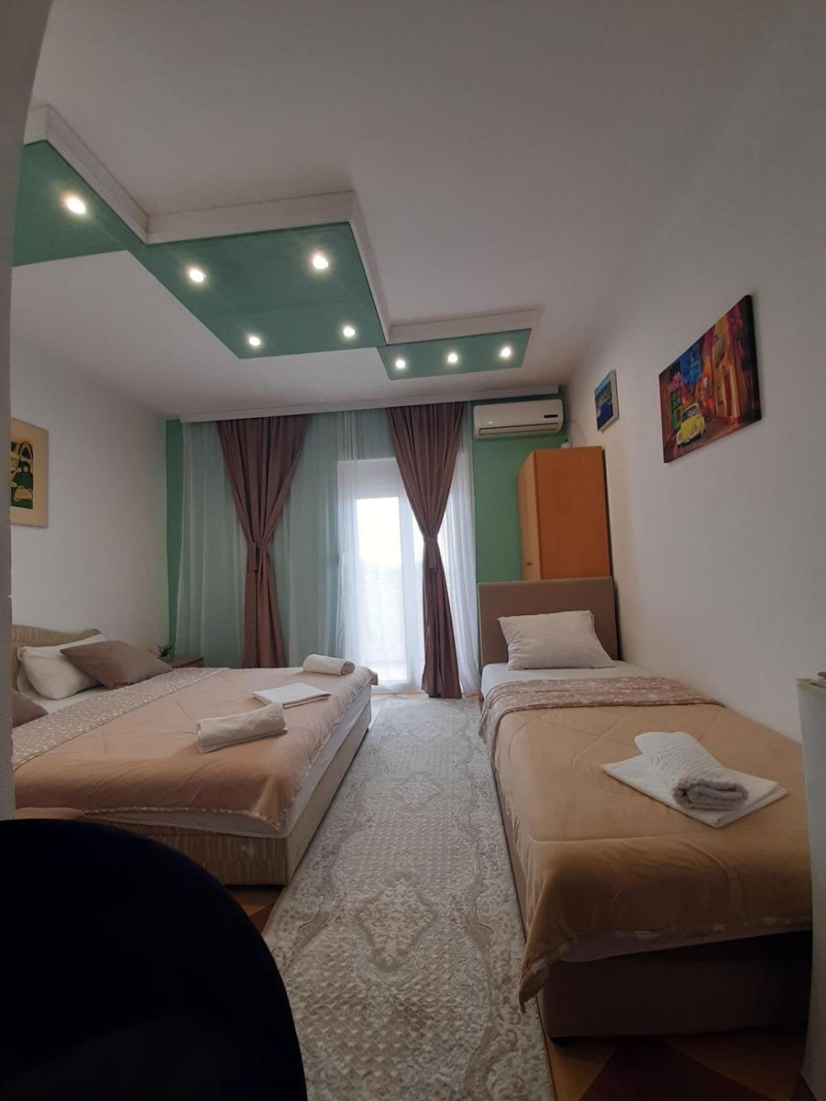 Becic Apartments ウルツィニ エクステリア 写真